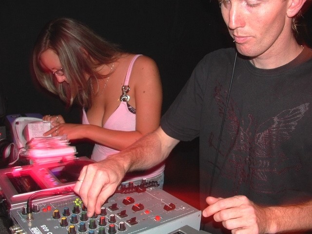 gal/Ranch Disco 01/Image009.jpg